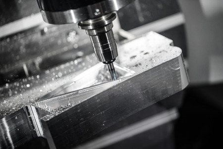 CNC Milling vs CNC Lathe Machine: Which One is Best for You?